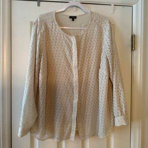 🌟 Cream Talbots Women’s Top – Size 20WP – Classic & Elegant!